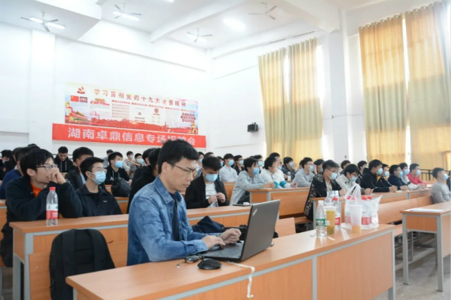 长城医疗科技有限公司卓鼎专场招聘会顺利举行